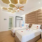 Adam & Eve Apartman *