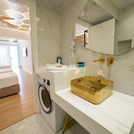 Adam & Eve Appartement Saranda