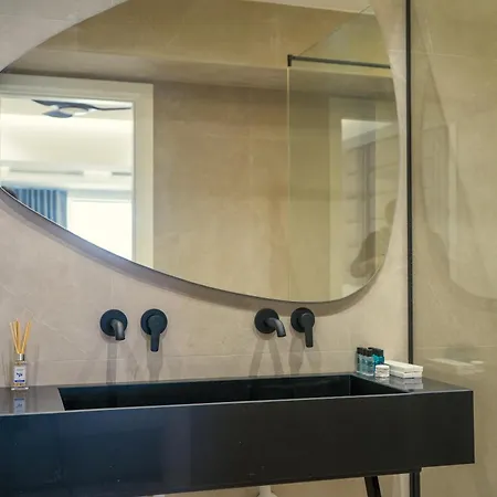 Adam & Eve Apartment Sarandë