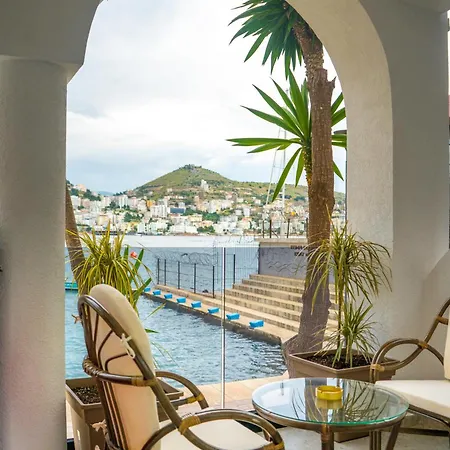 Adam & Eve Appartement