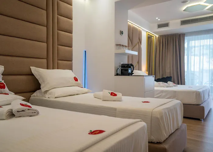 Adam & Eve Apartamento